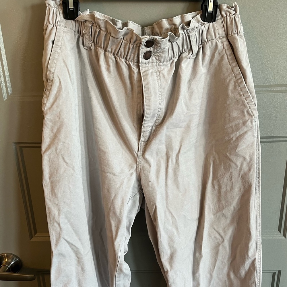 Universal Thread Tan Cargo Pants Size 14